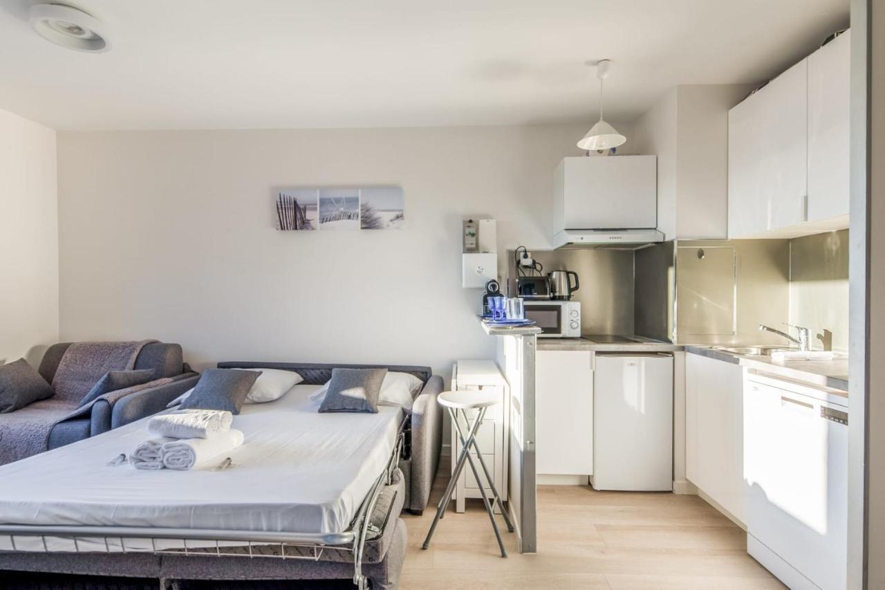 Beau studio avec vue mer dans le port de Deauville - Welkeys Extérieur photo